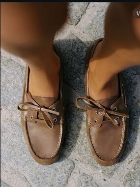 ZARA Brown Faux Leather Boat Shoes with Laces NWOT